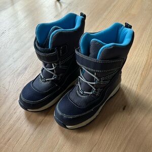 Carter’s Toddler snow boots blue size 12
